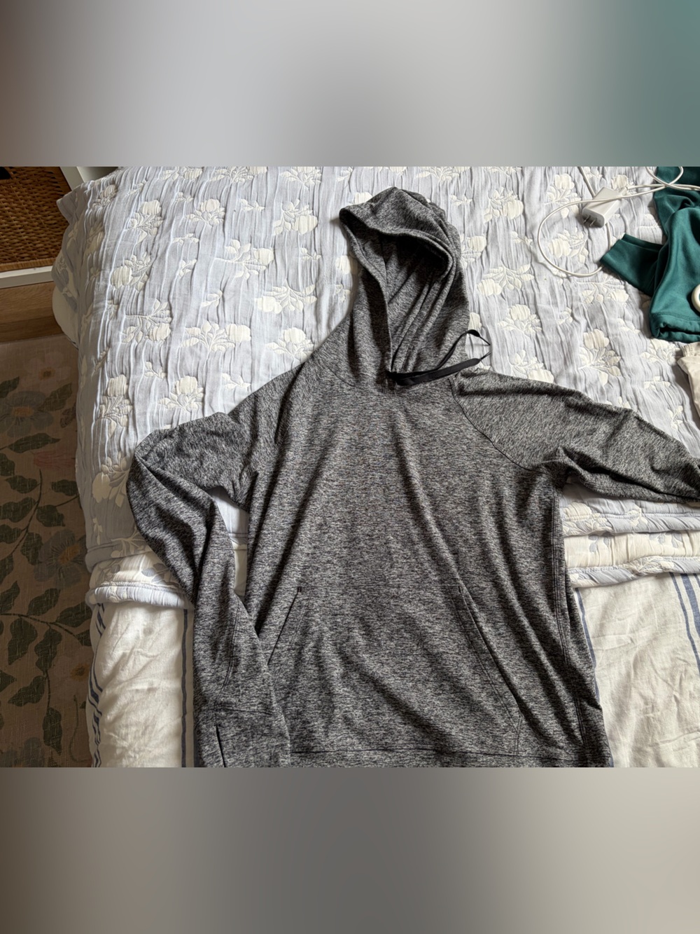 Outdoor voices long sleeve hoodie